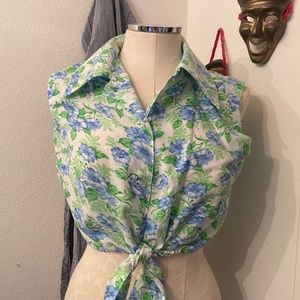 Vintage Wide Collar Tie Front Crop Top